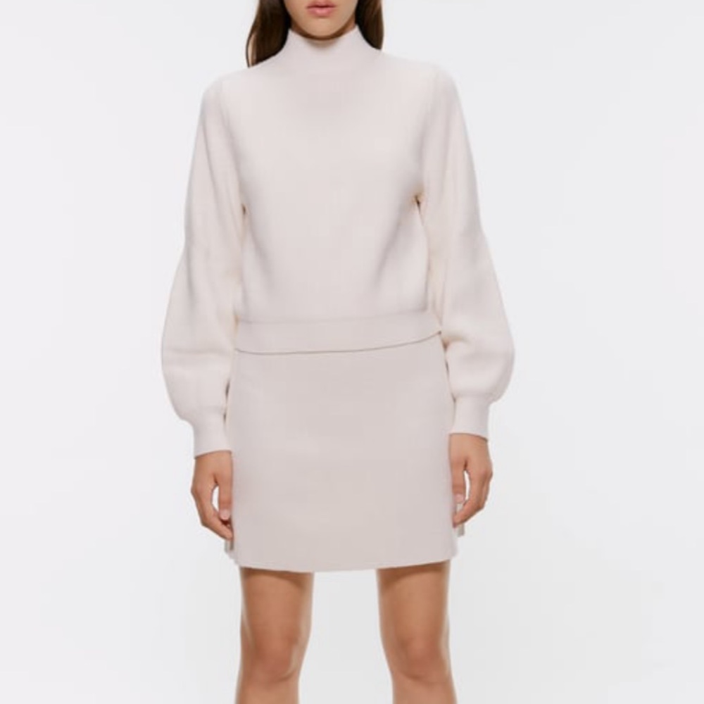 Zara beige sweater and skirt set in good condition.